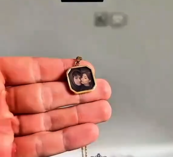 Custom Image Onyx Nekclace / Bracelet