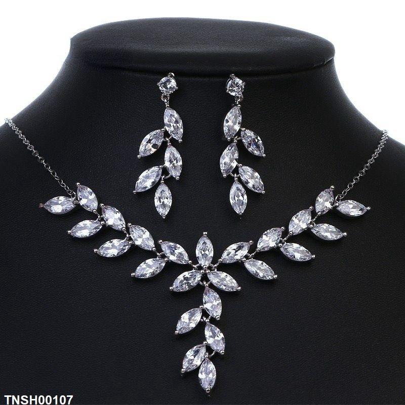 Marquise Necklace Set
